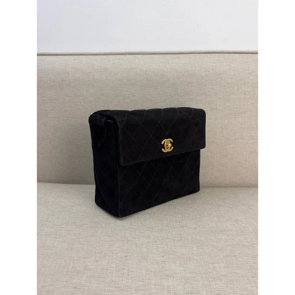 CHANEL Black Suede Vintage Vanity Shoulder Bag 24K GHW